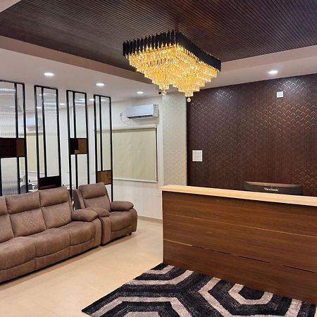 Hotel Apex Inn Hyderabad Airport 外观 照片